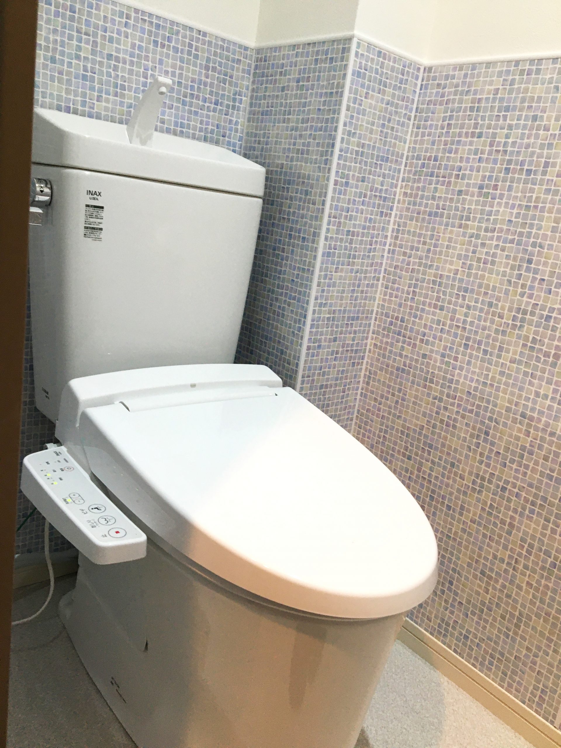 ひとめぼれしたタイル調の壁紙でおしゃれなトイレ空間へ 施工事例 地元のリフォーム店 越谷市 墨田区 さいたま市 ナカノヤ