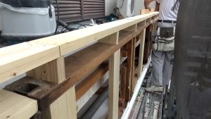 バルコニー　施工中
