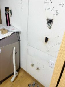 洗面台　施工中-1