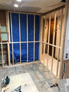 キッチン　施工中-2