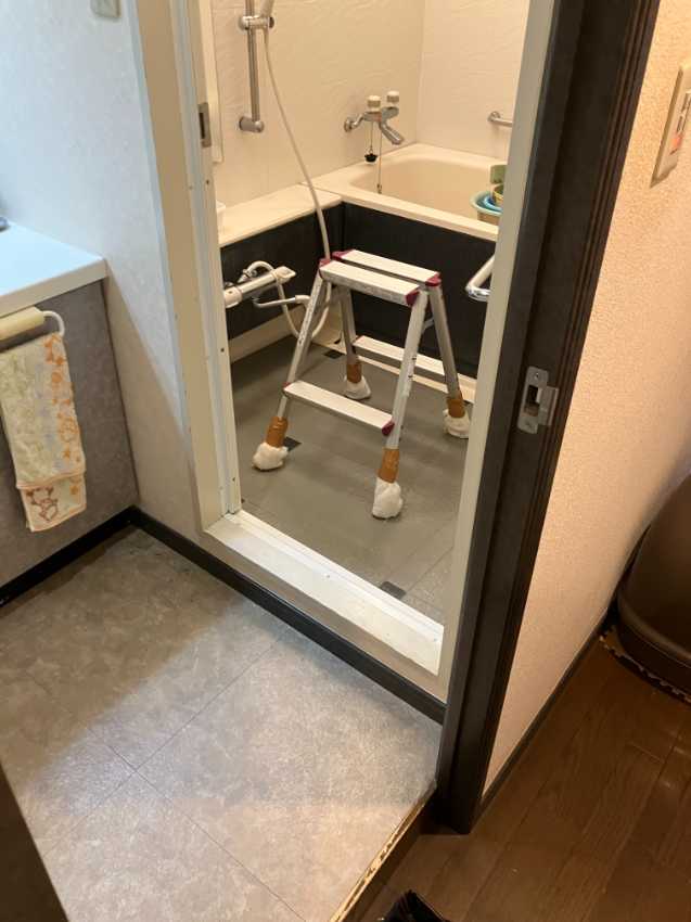 お風呂　リフォーム前-3