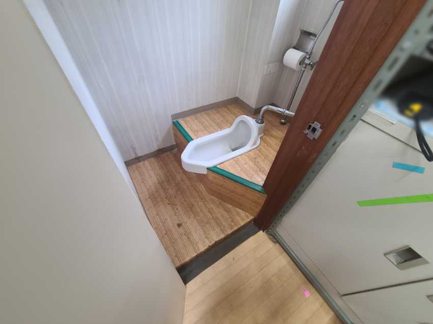 トイレ施工前