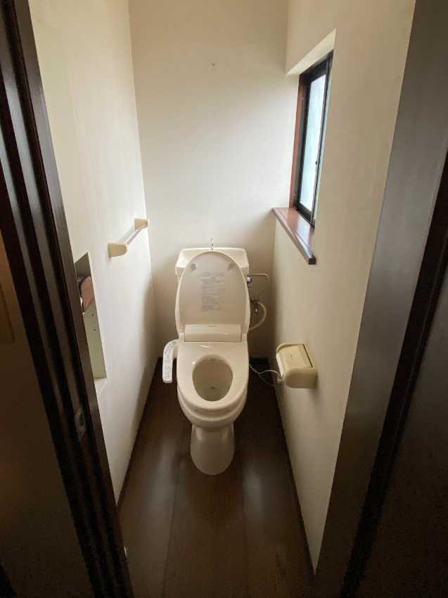 トイレリフォーム前-1