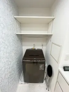 洗面室　洗濯機収納　施工後