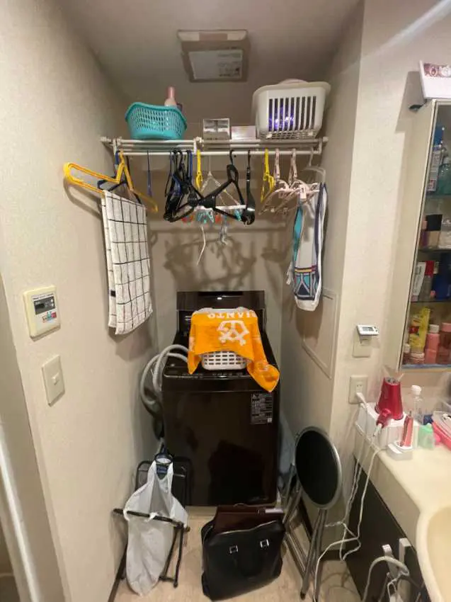 洗濯機周辺　施工前