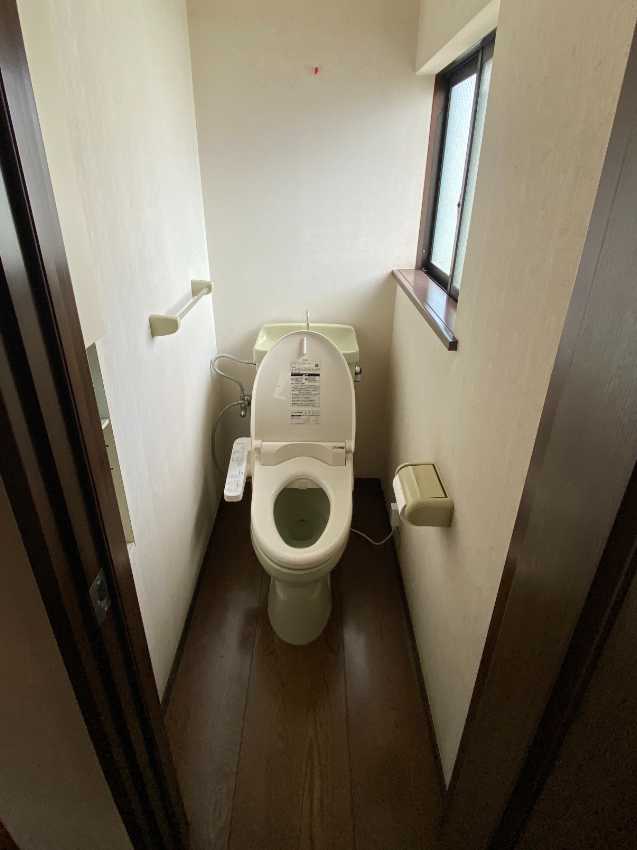 トイレリフォーム前-2