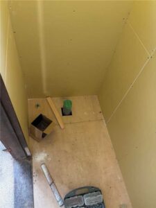 トイレ施工中