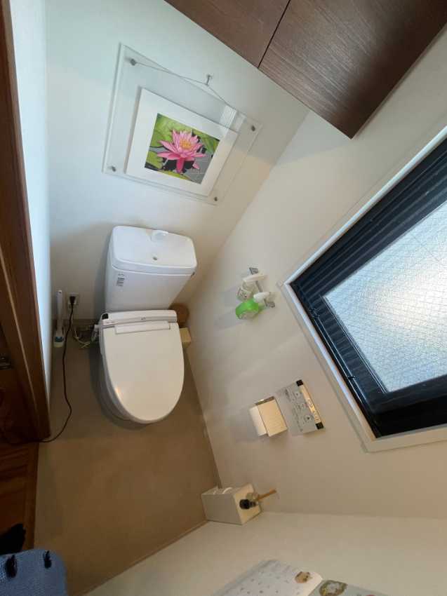 トイレリフォーム　施工前