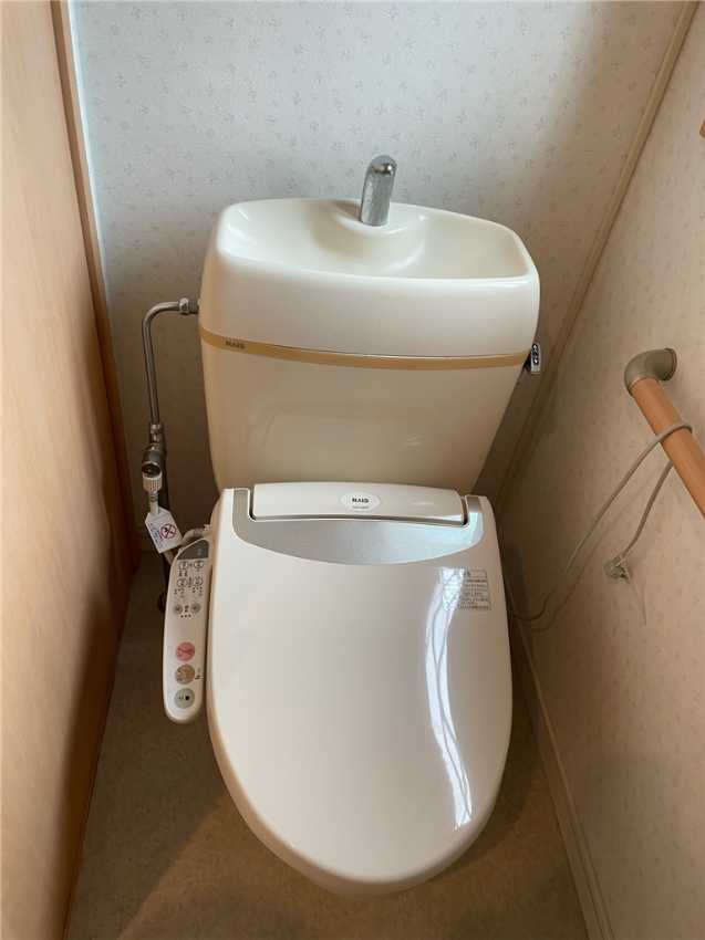 トイレ施工前-2