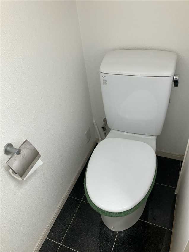 トイレ施工前