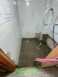 お風呂施工中