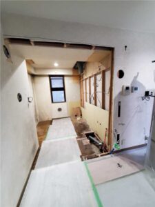 キッチン　施工中