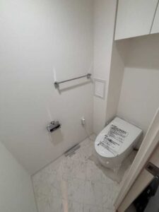 トイレ　施工中