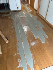 床施工中