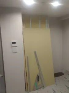 キッチン　施工中-3