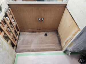 施工中
