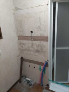洗面リフォーム中
