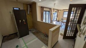 キッチン　施工中-2