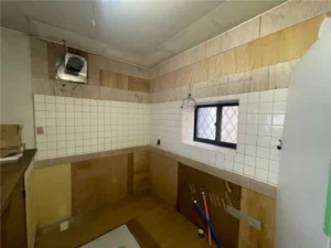 キッチン施工中-1