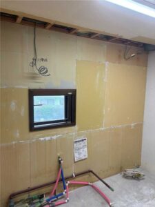キッチン　施工中-2
