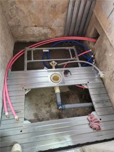 TOTO サザナ リフォーム中_4