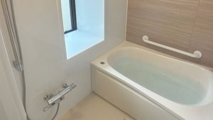 タイル張りからバリアフリー浴室にリフォーム｜東京都