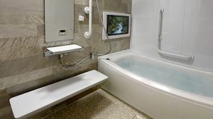 大画面テレビで至福のお風呂にリフォーム｜さいたま市